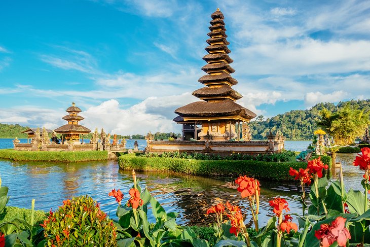 Picturesque Pura Ulun Danu Bratan temple in Bali