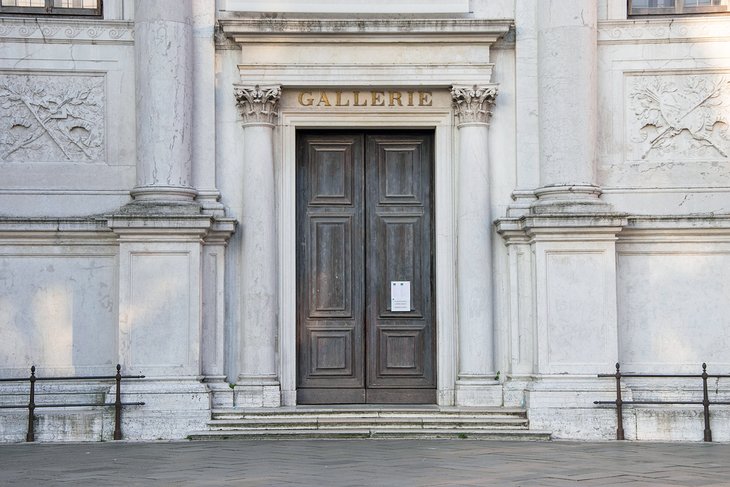 Entrance to the Gallerie dell'Accademia (Fine Arts Museum)