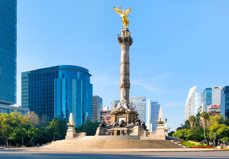 Paseo de la Reforma and the Angel of Independence