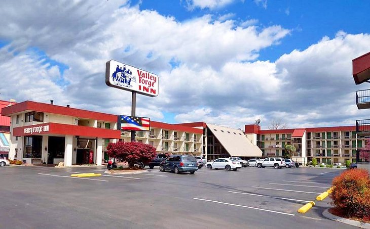 Photo Source: Valley Forge Inn