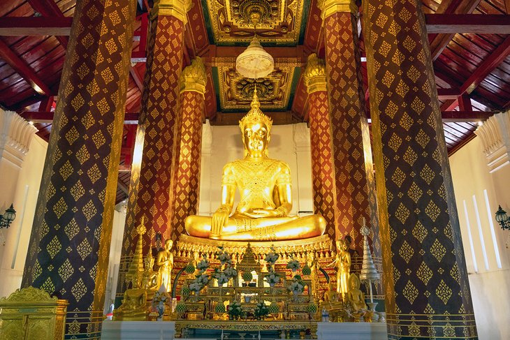 Wat Na Phra Men