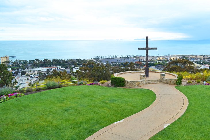 Serra Cross at Grant Park