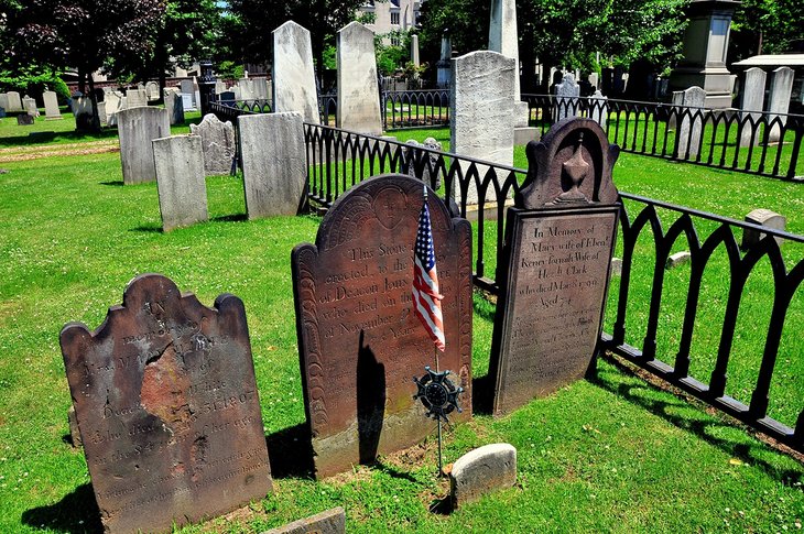 Grove Street Cemetery