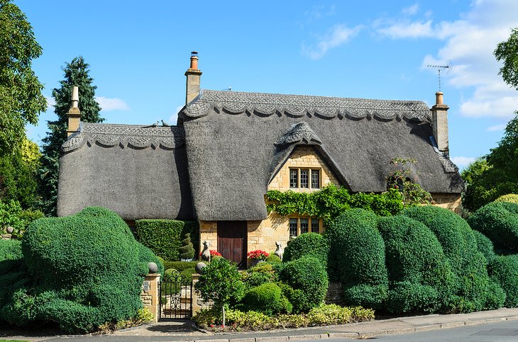 Thatched cottage in Chipping Campden