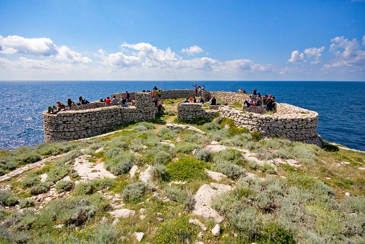 Old fortress along the Sentiero dei Fortini Borbonici