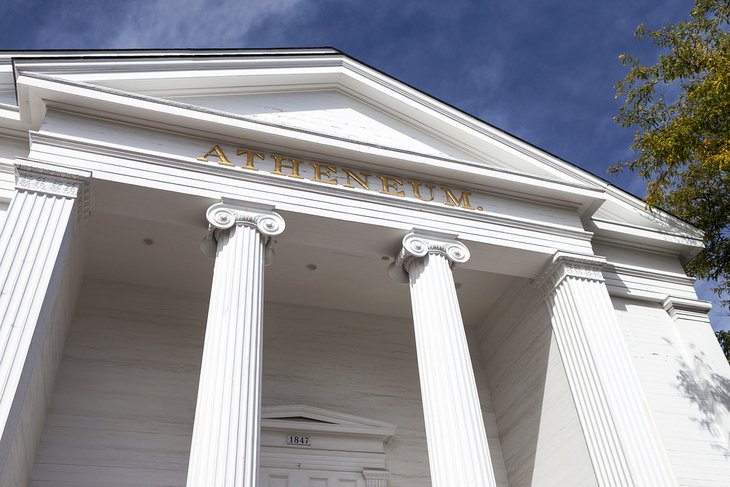 Nantucket Atheneum