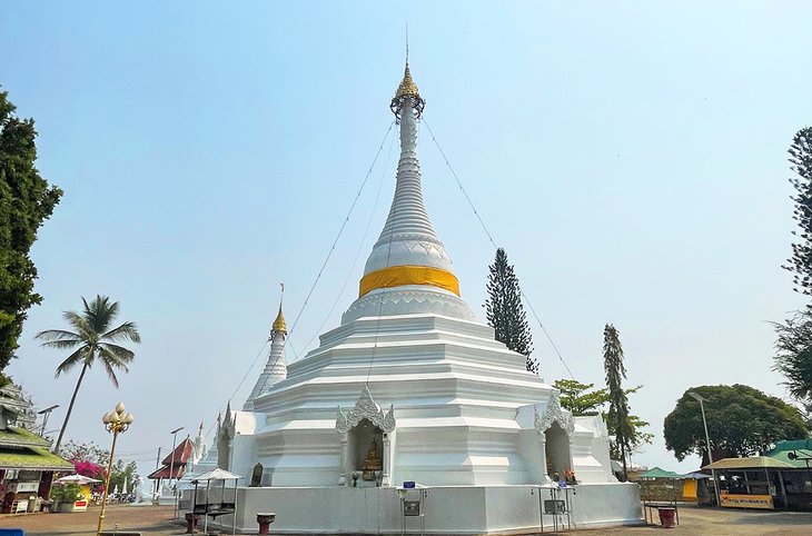 Wat Phra That Doi Kong Mu