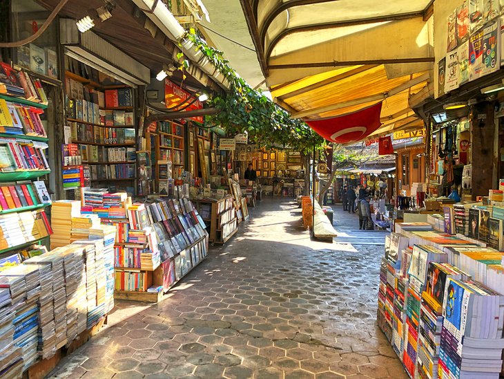 Beyazıt Book Bazaar