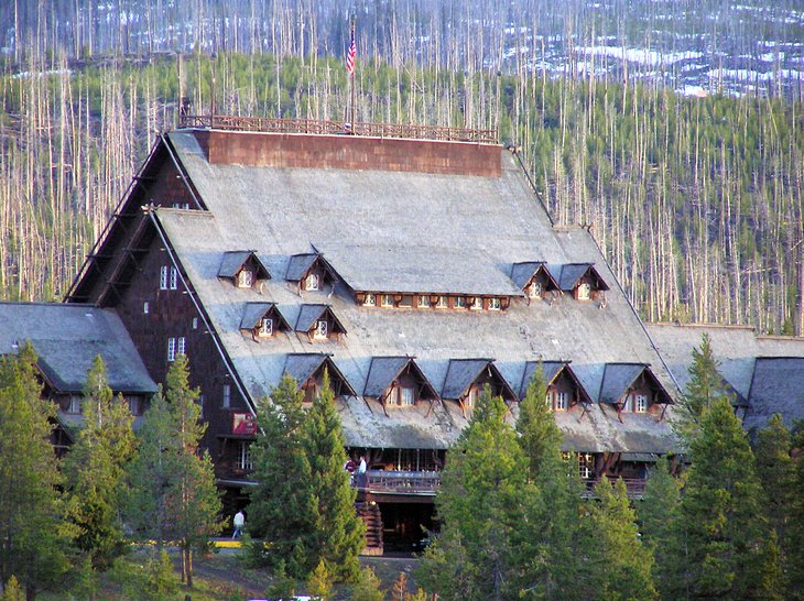 Old Faithful Inn