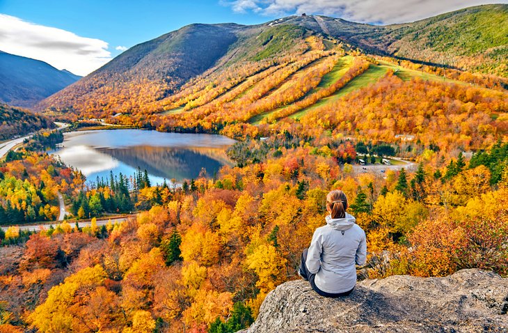 View of Echo Lake from Artist's Bluff in the White Mountains