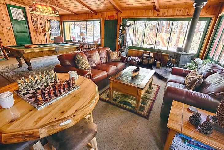 Photo Source: Gold Mountain Manor Bed and Breakfast