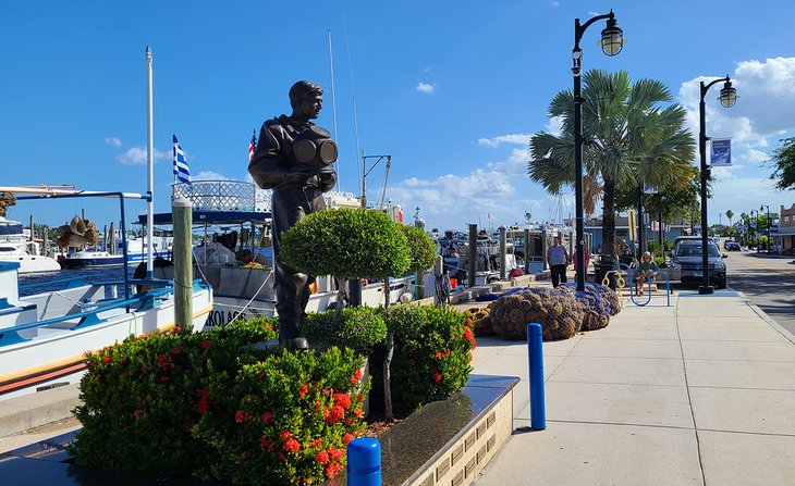 Sponge Docks in Tarpon Springs