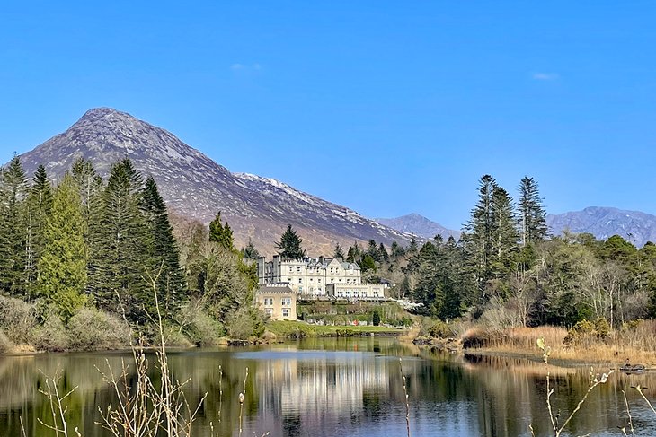 Ballynahinch Castle