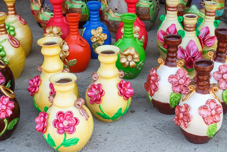 Ceramics for sale in San Juan de Oriente