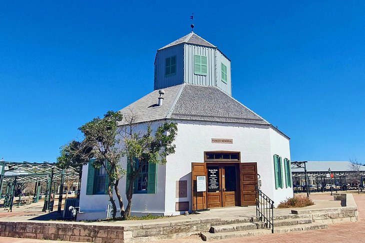 Vereins Kirche Museum