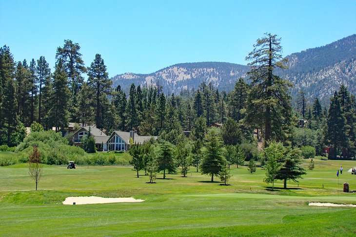 Bear Mountain Golf Course