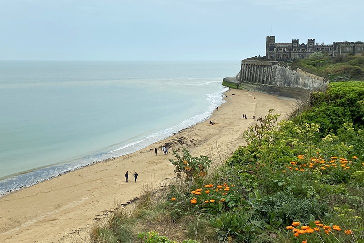 Kingsgate Bay Beach