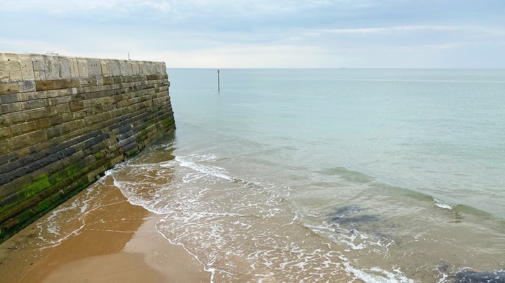 Margate Harbour Arm Beach