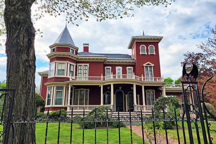 Stephen and Tabitha King Foundation Home, Bangor, Maine