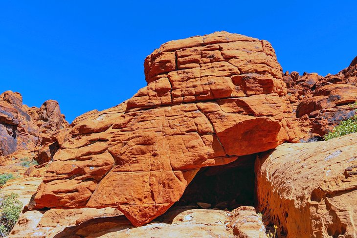 Red rocks in Calico Basin