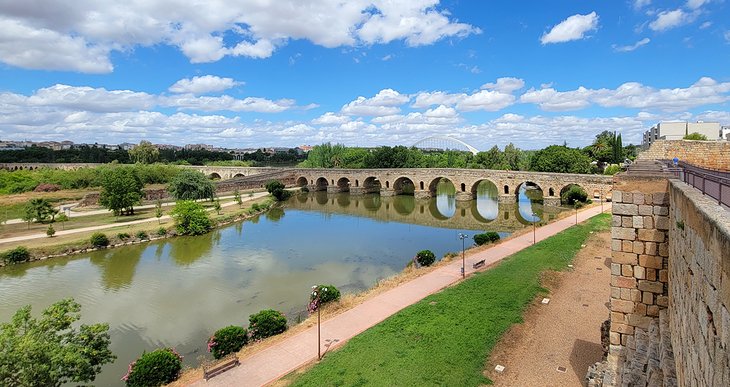 Puente Romano from Alcazaba