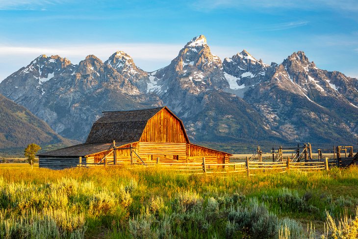 jackson wyoming tourist attractions