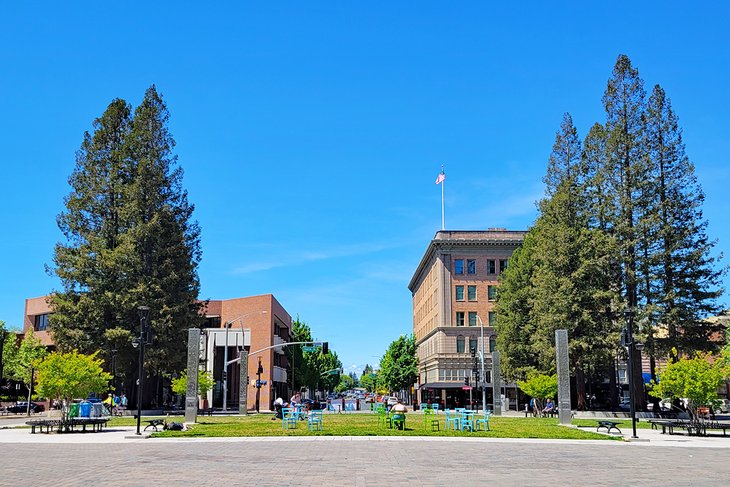 Railroad Square Historic District