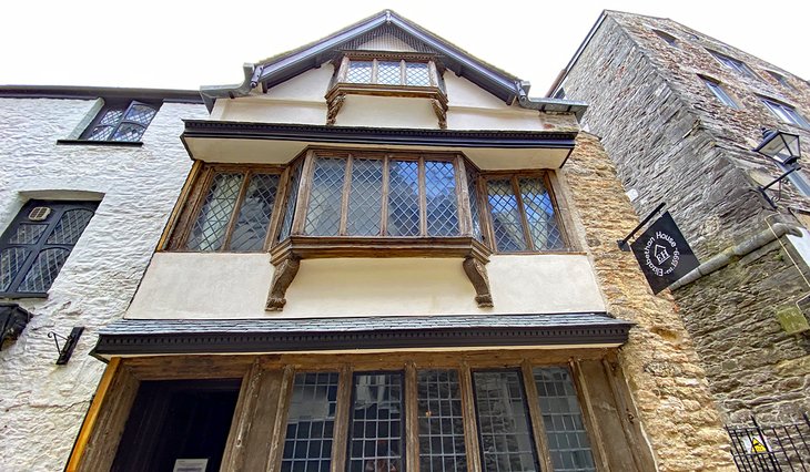 Elizabethan House