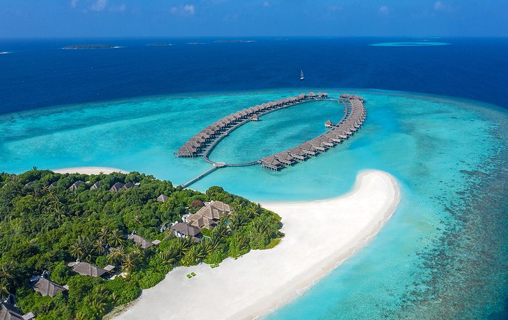 Photo Source: Anantara Kihavah Maldives Villas