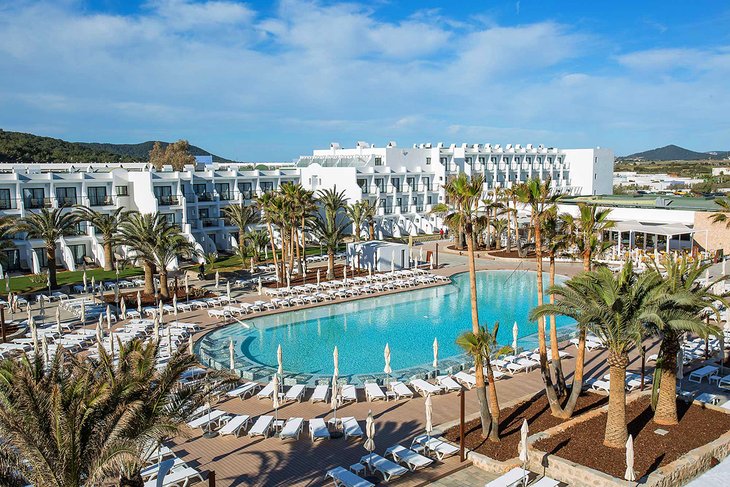 Photo Source: Grand Palladium White Island Resort & Spa