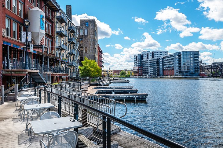 Milwaukee RiverWalk