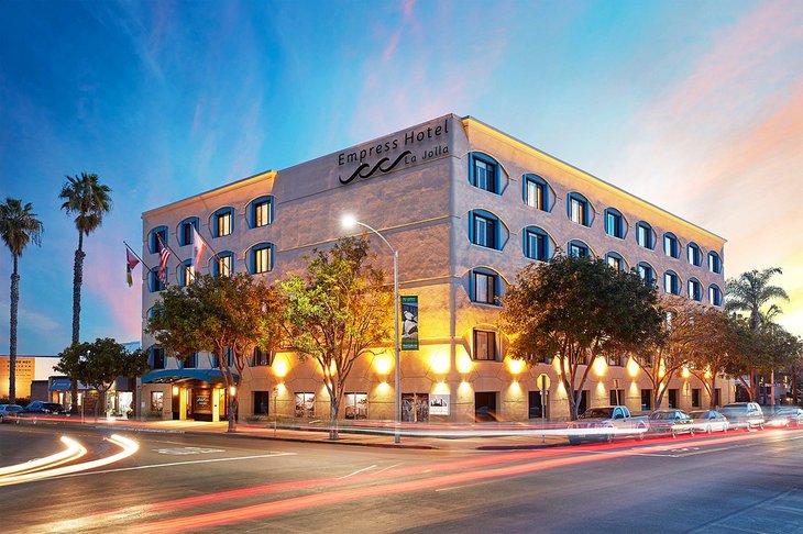 Photo Source: Empress Hotel La Jolla
