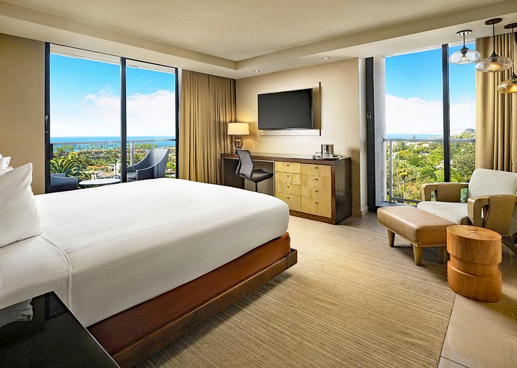 Photo Source: Hotel La Jolla, Curio Collection by Hilton