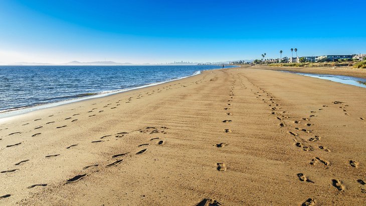 Robert W. Crown Memorial State Beach