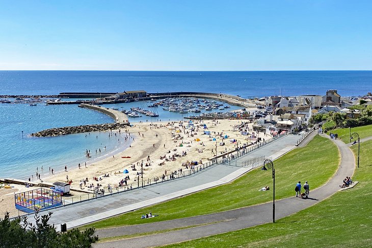 Lyme Regis Beach