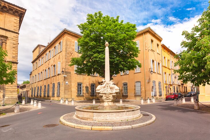 Place des Quatre Dauphins in the Mazarin district, Aix-en-Provence