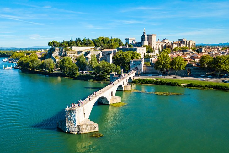 Aerial view of Pont Saint Bénézet