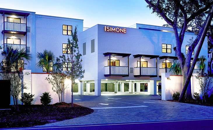 Photo Source: Hotel Simone