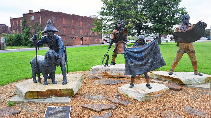 Discovery Sculpture at the National Quilt Museum in Paducah