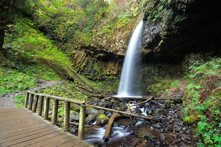 Upper Horsetail Falls (Ponytail Falls)