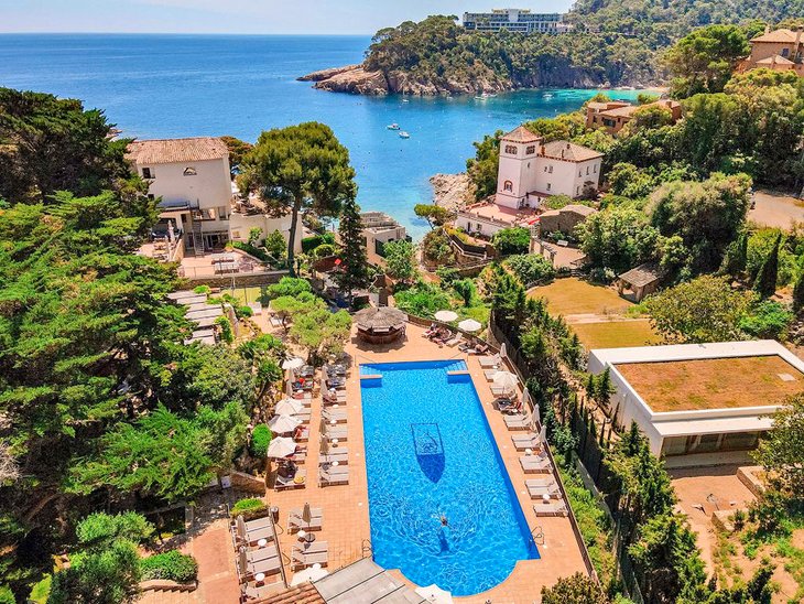 Photo Source: Hotel Aigua Blava