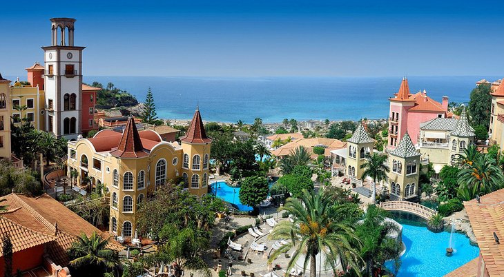 Photo Source: Bahia del Duque