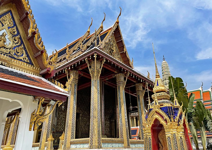 Wat Phra Kaew (Temple of the Emerald Buddha)