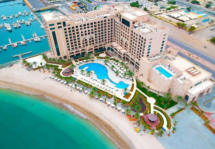 Photo Source: Al Bahar Hotel & Resort