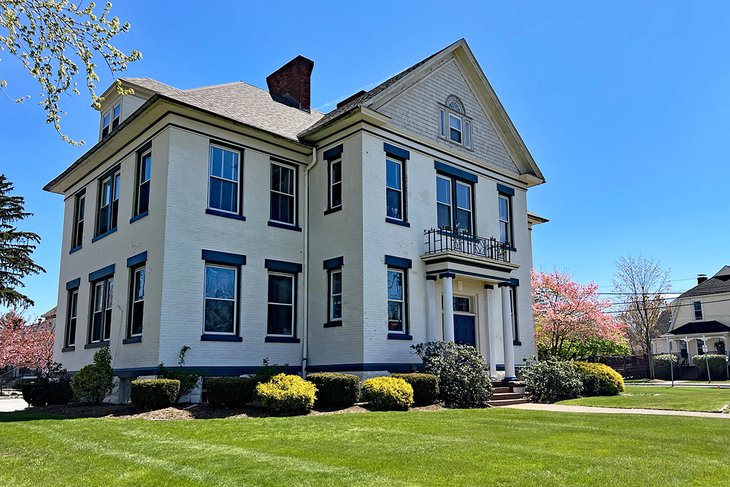 Glastonbury Historic District