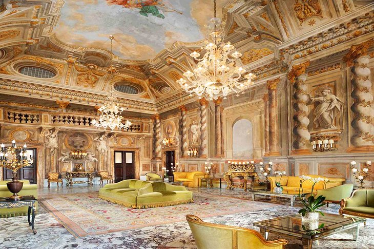 Photo Source: Grand Hotel Continental Siena