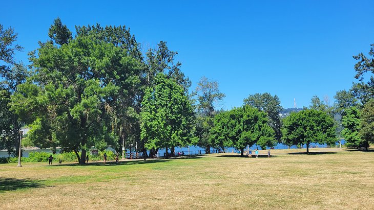 Sellwood Riverfront Park