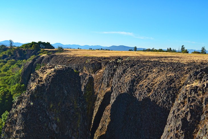 Table Rock, Medford