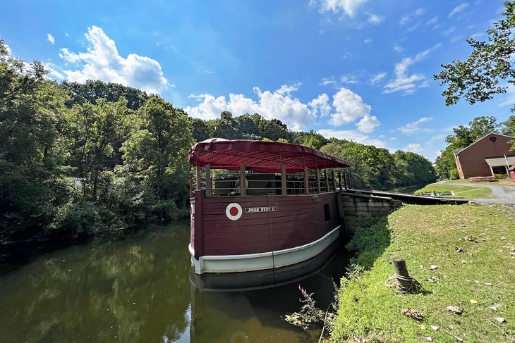 Josiah White II canal boat at the National Canal Museum