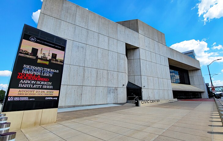 Des Moines Civic Center